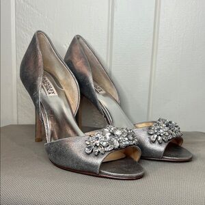Badgley Mischka Heels w Embellishment